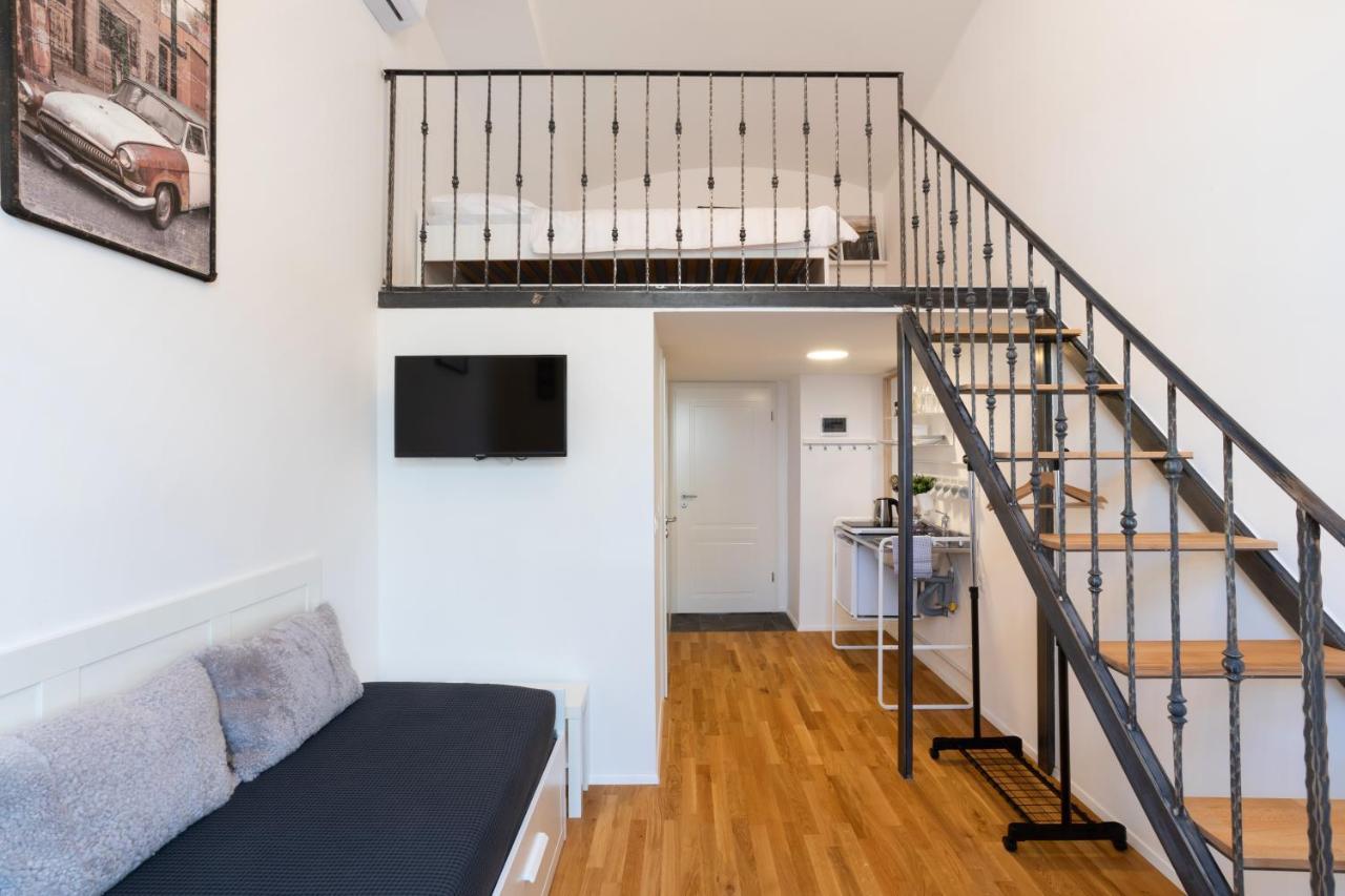 Rhino Apartments Любляна Екстериор снимка