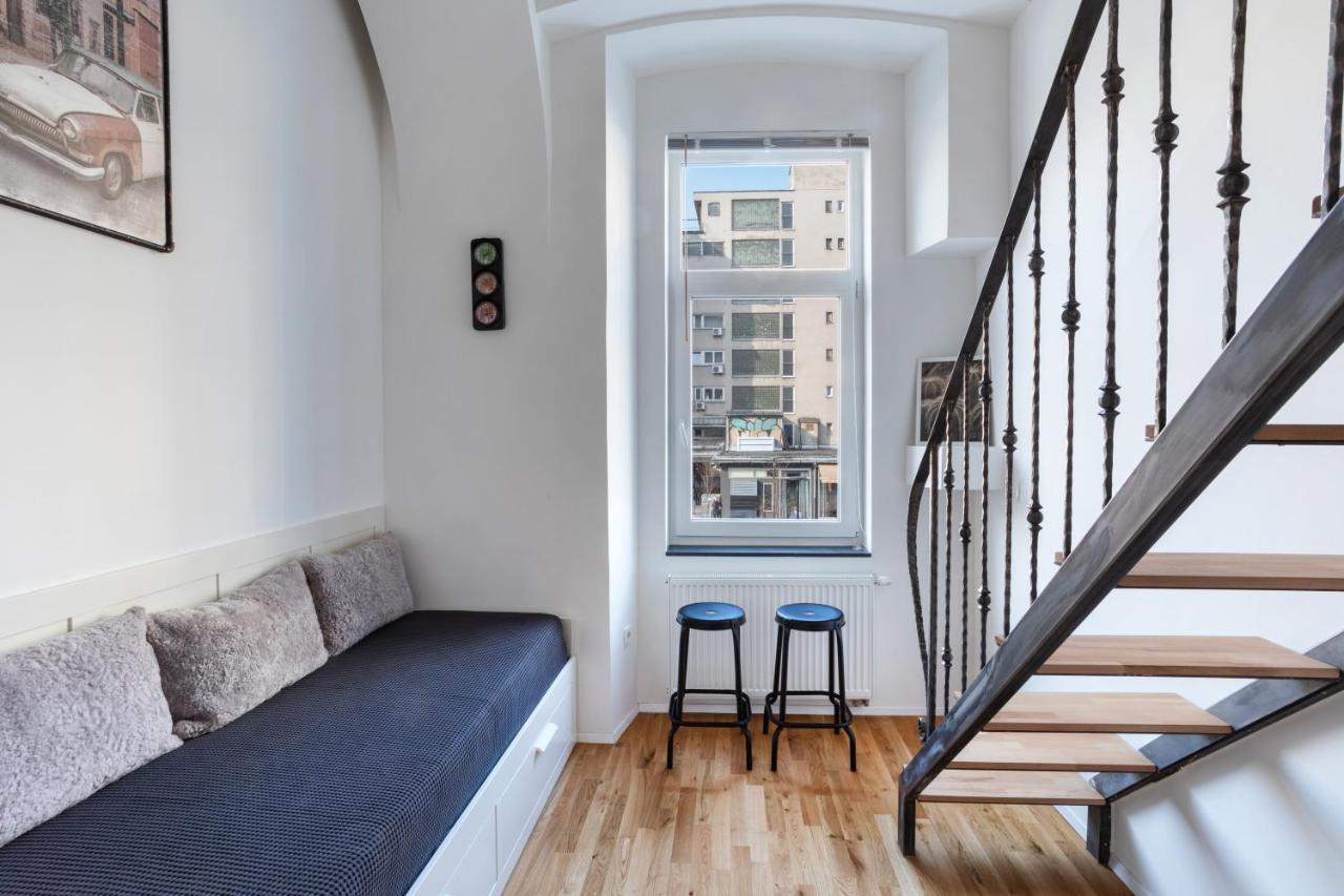 Rhino Apartments Любляна Екстериор снимка